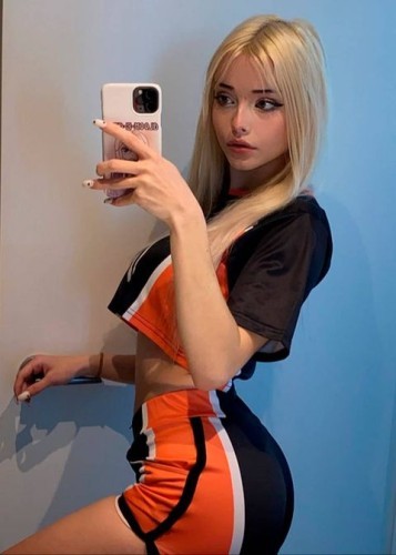 Кристина, Г. Хотьково